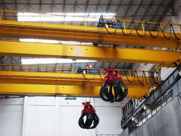 垃圾抓斗起重機(jī)正常生產(chǎn)過程中出現(xiàn)鋼絲繩脫槽，如何解決？